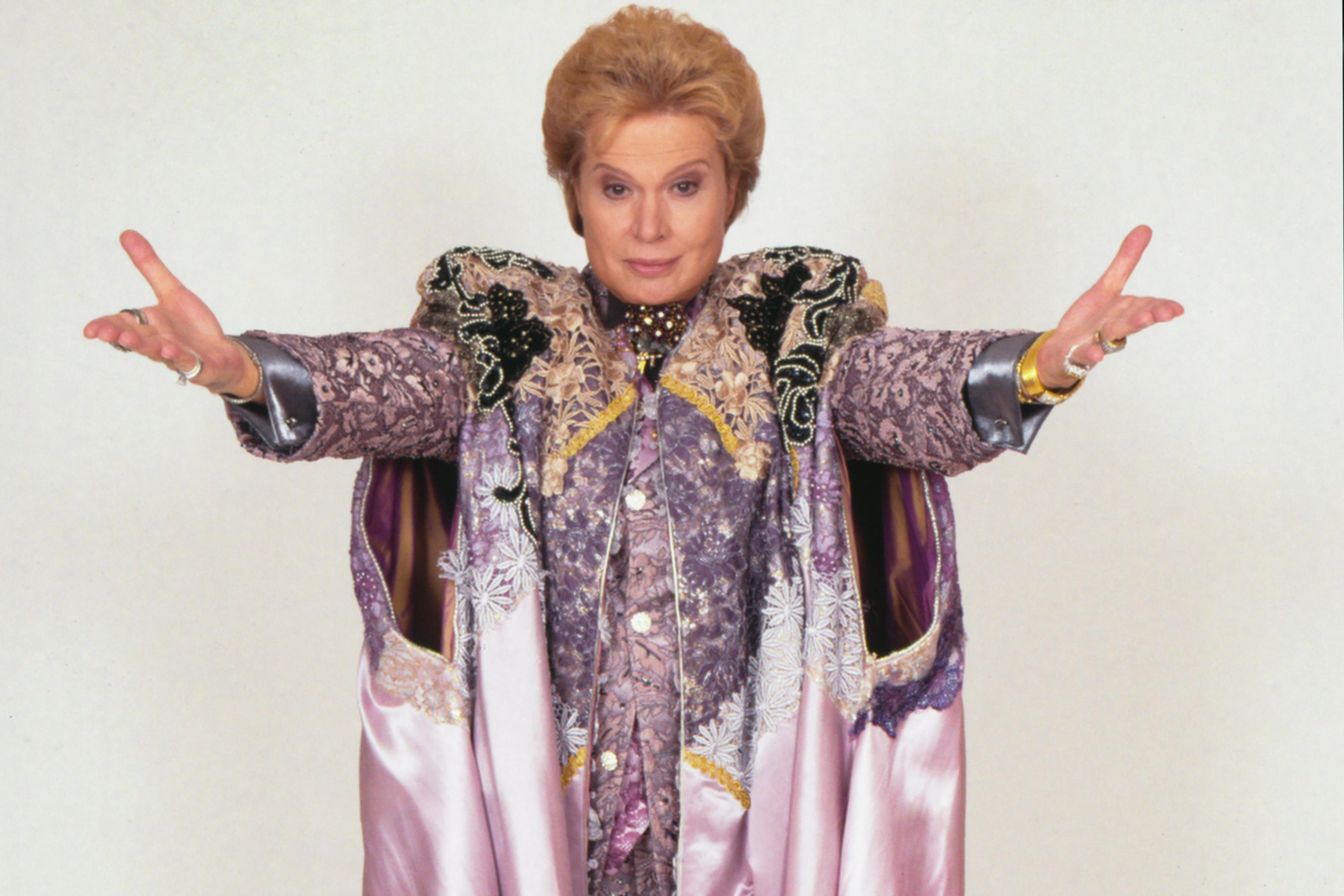 مشاهدة فيلم Mucho Mucho Amor The Legend of Walter Mercado 2020 مترجم