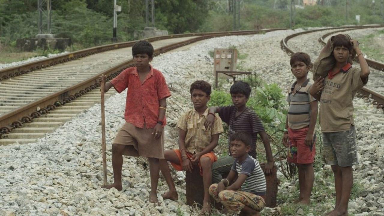 مشاهدة فيلم Kaaka Muttai 2014 مترجم