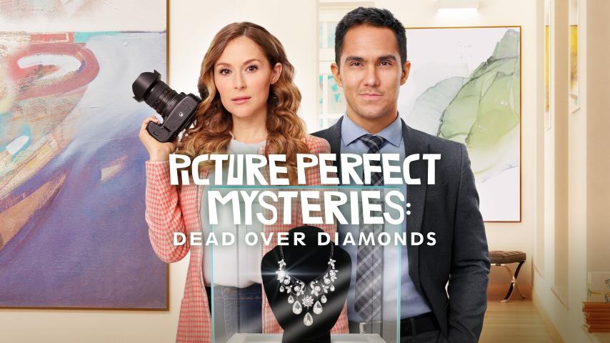 مشاهدة فيلم Picture Perfect Mysteries: Dead Over Diamonds 2020 مترجم